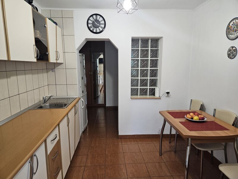 Militari (Gorjului, langa Scoala nr. 174),