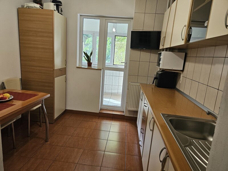Militari (Gorjului, langa Scoala nr. 174),